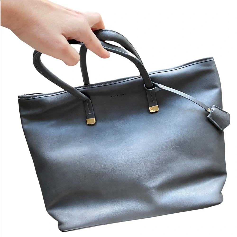 Platinum Avenue Laptop Case Tote Bag